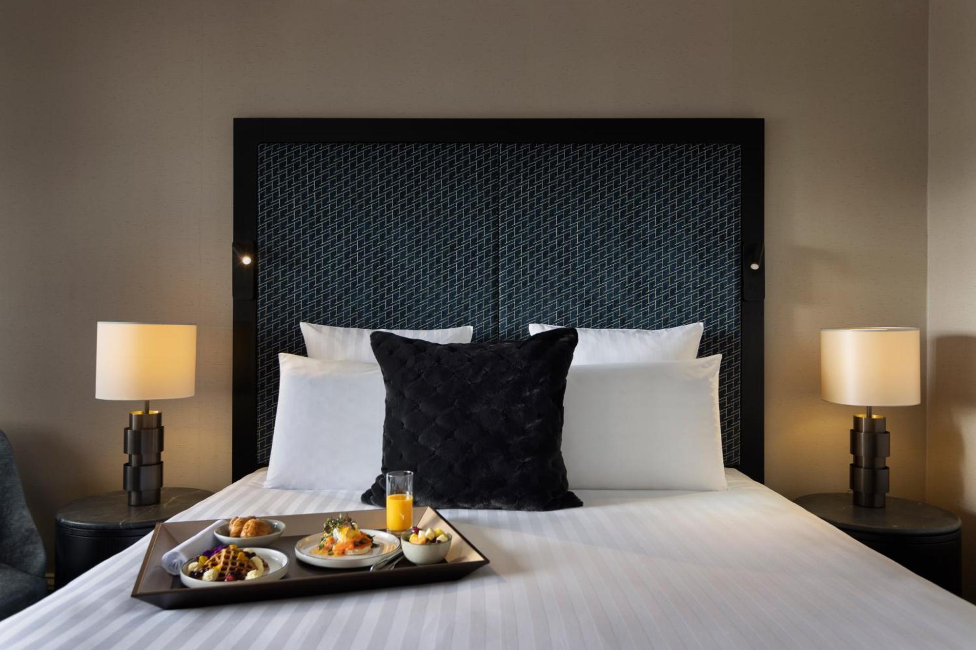 Pullman Auckland Hotel & Apartments Εξωτερικό φωτογραφία A room at the hotel
