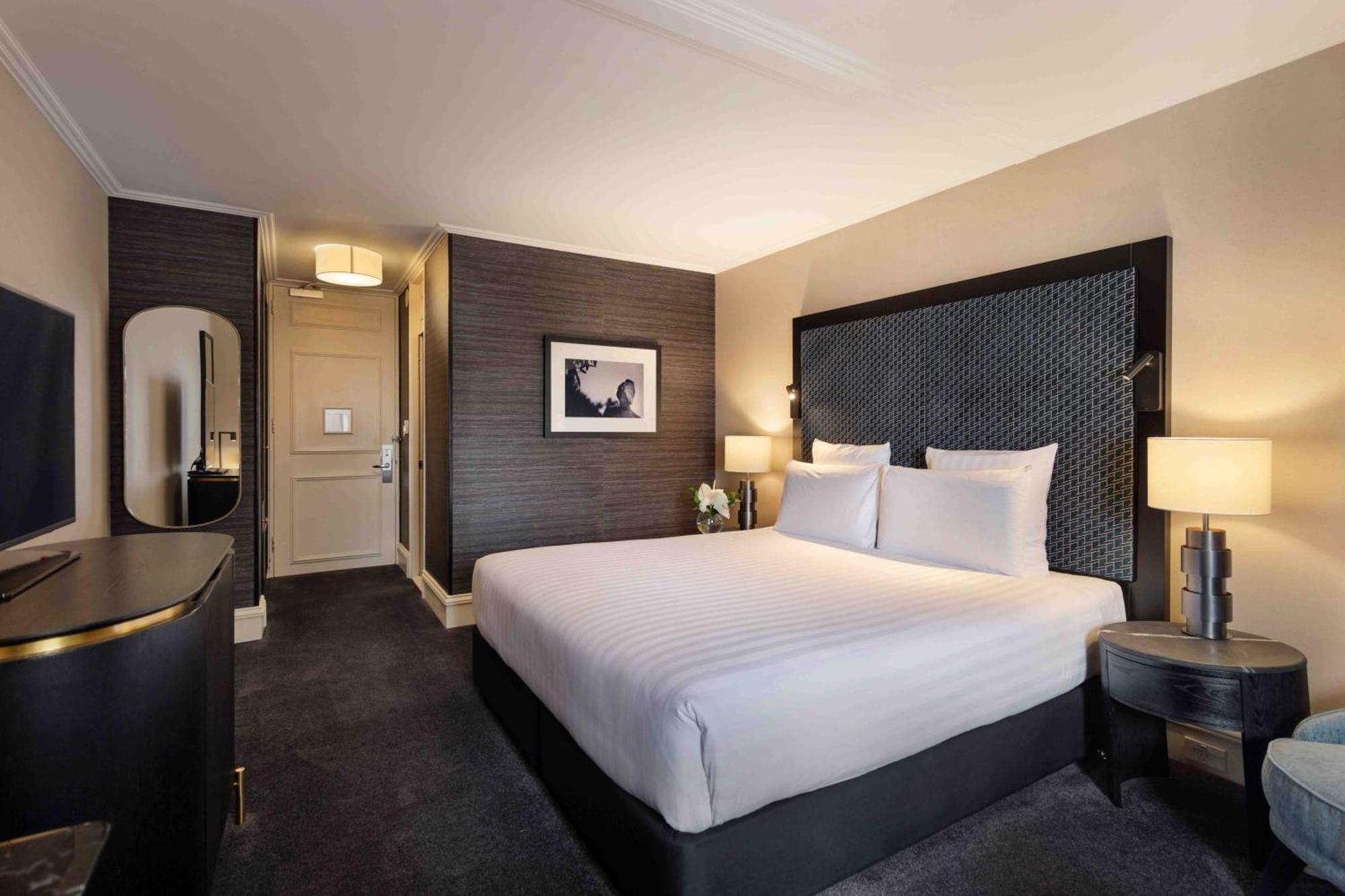 Pullman Auckland Hotel & Apartments Εξωτερικό φωτογραφία A bedroom at the hotel